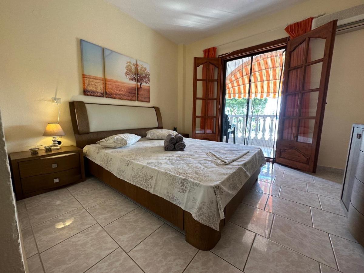 The Flower Apartments Toroni Exterior photo