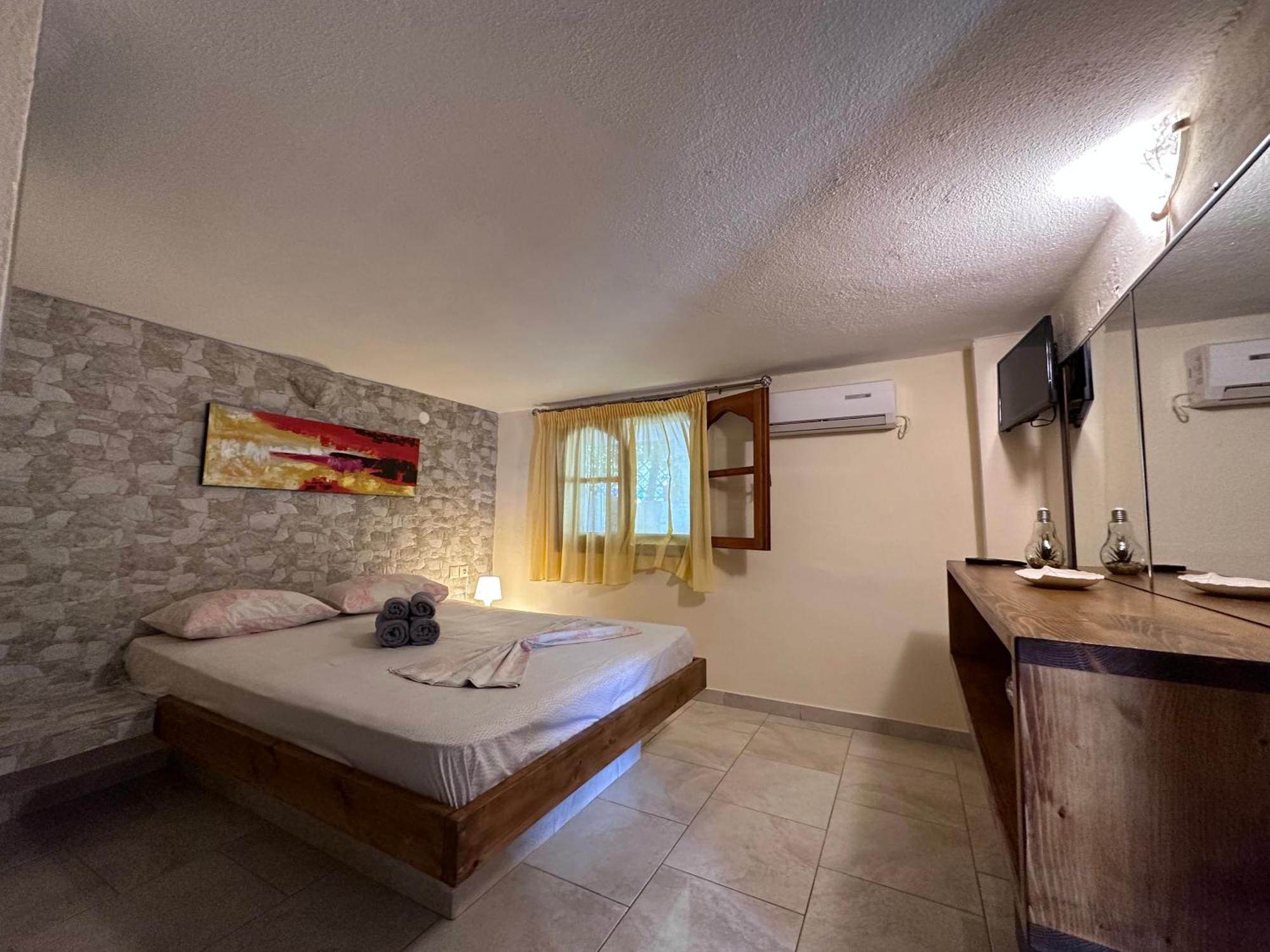 The Flower Apartments Toroni Exterior photo